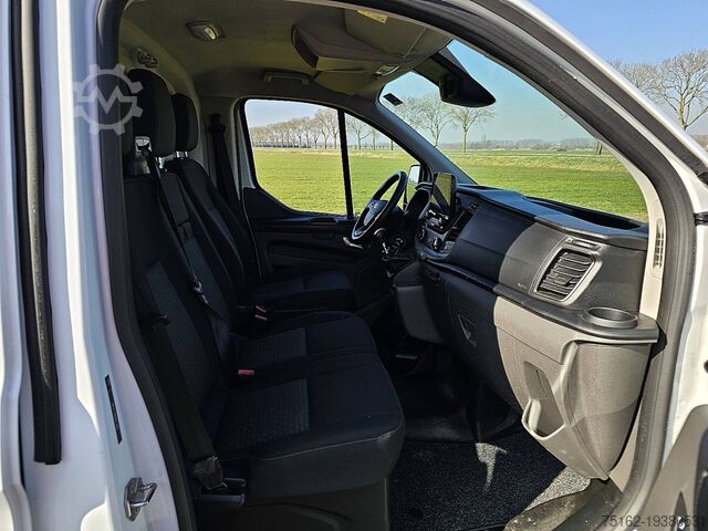 High-roof van FORD TRANSIT CUSTOM 2.0 L2H1 Navi 130Pk Eur6