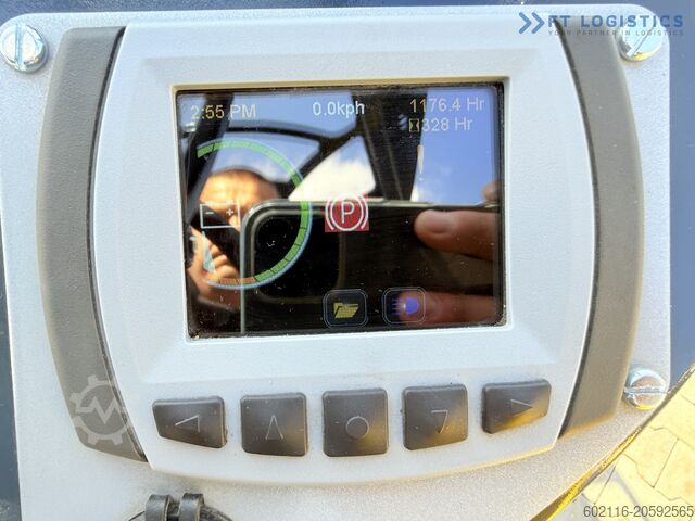 Narrow aisle forklift truck Combilift AISLE MASTER TRIPLEX 8500 FREE LIFT TOP1