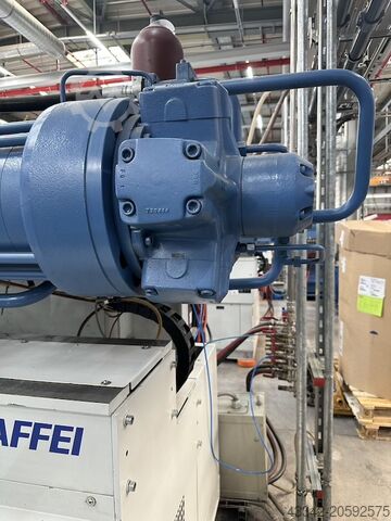 Spritzgießmaschine KraussMaffei KM300-1900C2