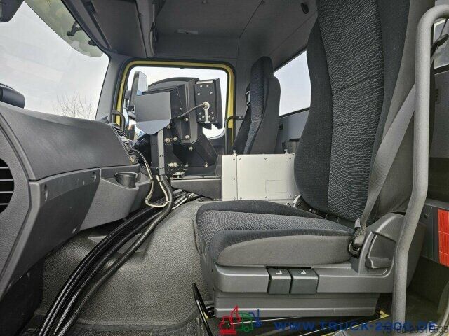 Road sweeper Mercedes-Benz Atego 1524 Faun Viajet 6 R/LH Besen rechts links