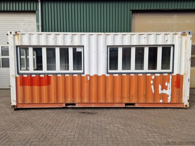Accommodation container  