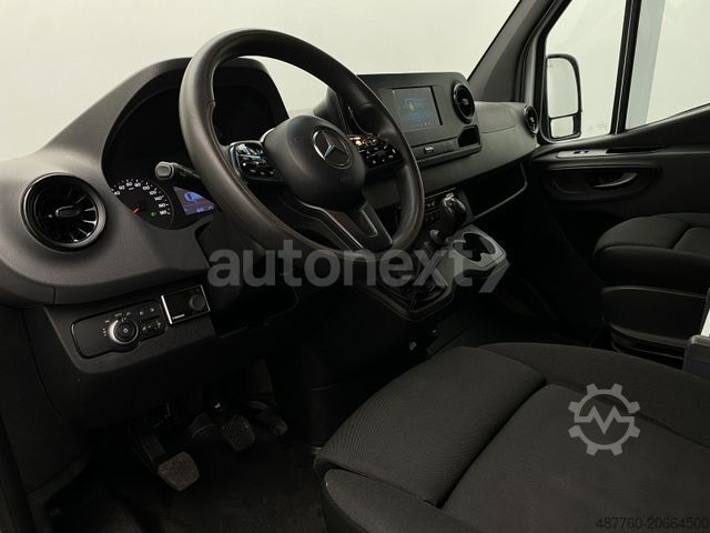 High top van MERCEDES-BENZ Sprinter 316 *Werkstatt* AHK 3,5t+KAMERA+230V 56