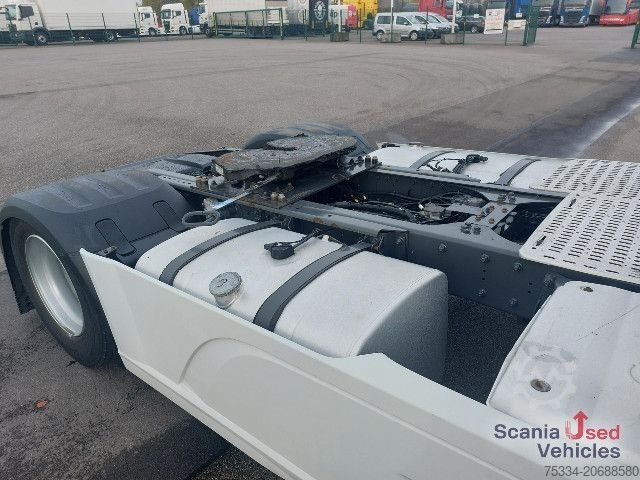 Standard tractor unit DAF XF 480 FT SUPER SPACE CAB