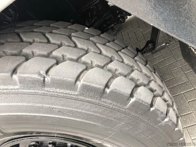 Mobile crane Liebherr LTM 1095 5.1 KRAAN/KRAN/CRANE/GRUA