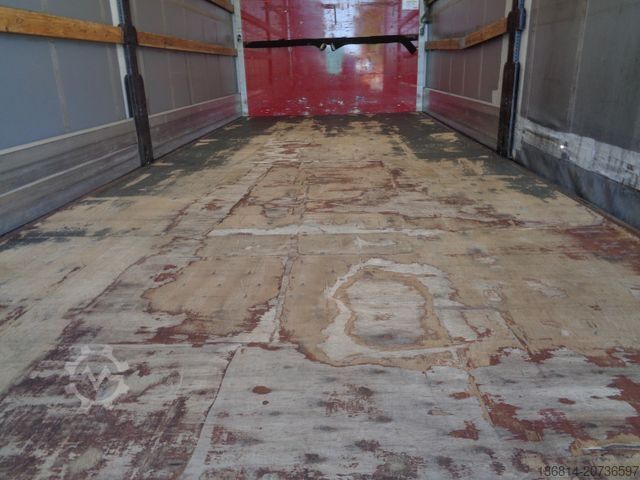 Transporter mit Pritsche & Plane MERCEDES-BENZ Atego 816 L 7,2 M Schiebeplanen Tempomat