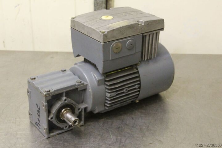 Geared motor frequency converter 0.55 kW 60 rpm SEW Eurodrive WF20DT71D4/BMG/MM05