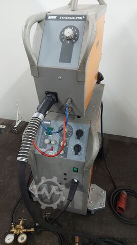 MIG-MAG Schutzgasschweißgerät REHM SYNERGIC PRO 2/450-4