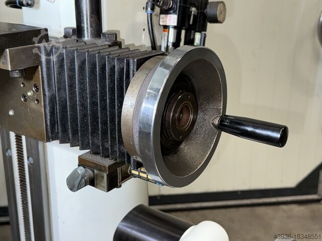 Center grinding machine 320 x 1000 mm Henninger ZS 201