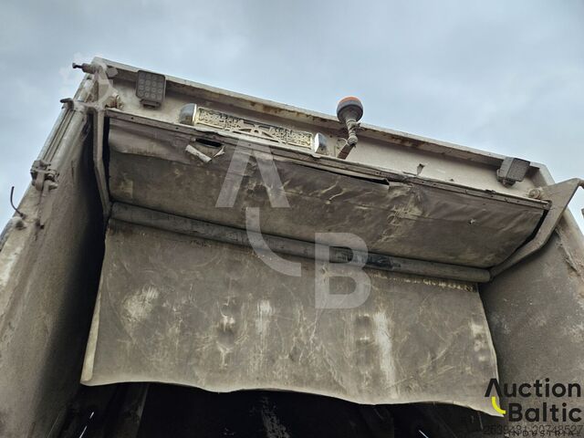 Garbage truck Volvo FM7