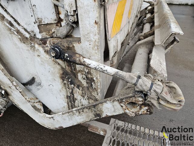 Garbage truck Volvo FM7