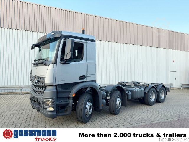Abrollkipper Mercedes-Benz Arocs 3253 L 8x4/4, MultimediaCockpit, Navi,