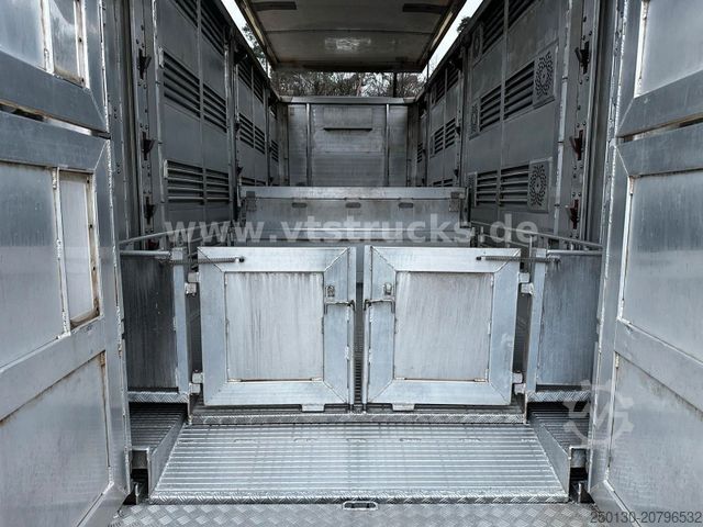 Viehtransporter LKW MAN TGX 26.500 4. Stock Menke-Janzen Viehtransporter