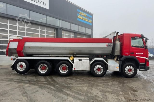 Kipper LKW VOLVO FMX-500 10x4 Rückwärtskipper
