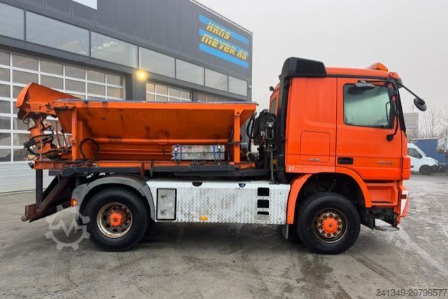 Standard SZM MERCEDES-BENZ Actros 2048 4x4 Winterdienst