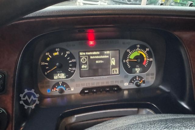 Standard SZM MERCEDES-BENZ Actros 2048 4x4 Winterdienst