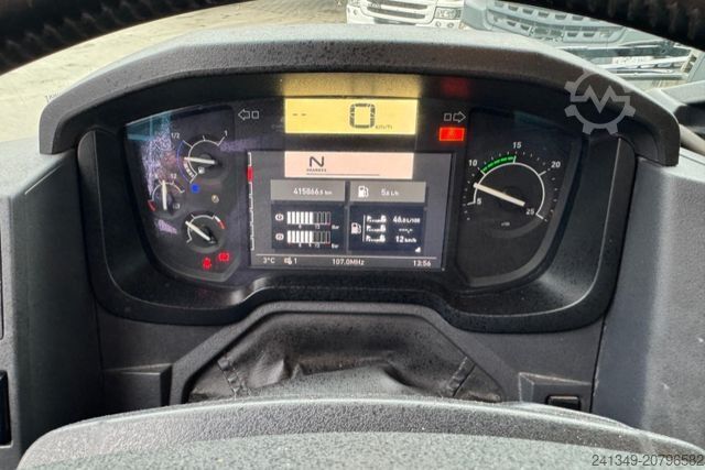 Kipper LKW RENAULT C520 10x4 2S Kipper