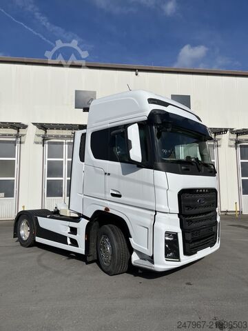 Standard tractor unit Ford F-MAX