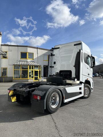 Standard tractor unit Ford F-MAX