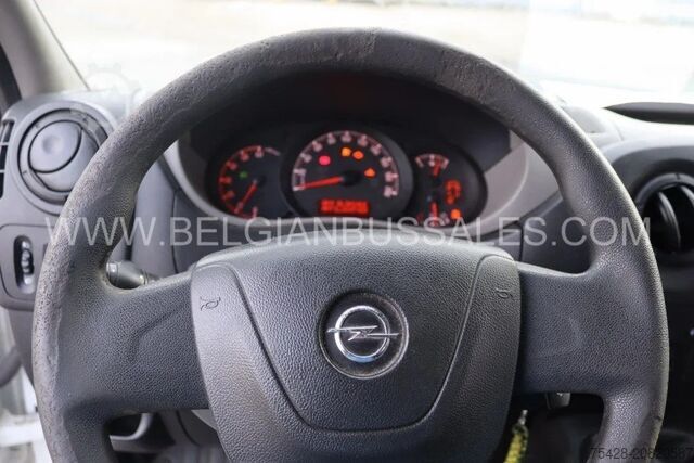 Minibus Opel Movano / 5.6m / Lift / Airco / Manual