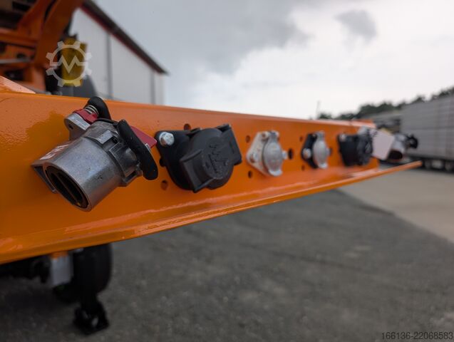 Swap body semitrailer Fliegl SDS 380 für 20" Container Heckbündig