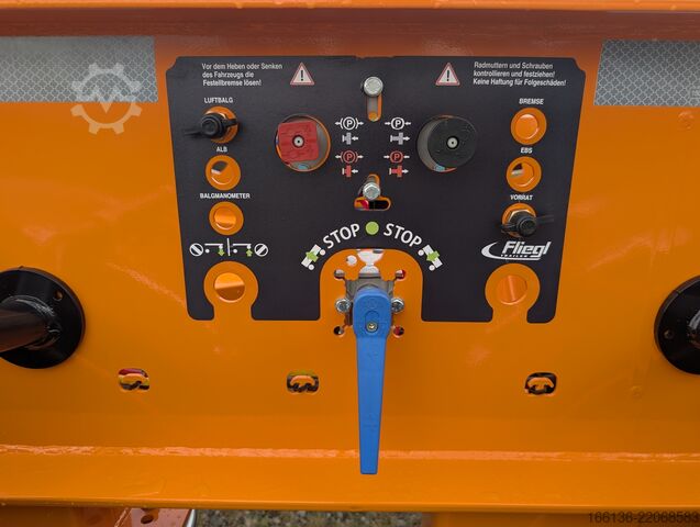 Swap body semitrailer Fliegl SDS 380 für 20" Container Heckbündig