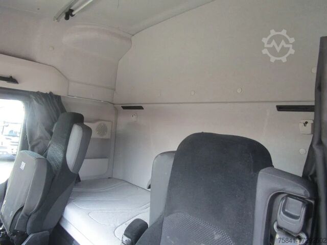 Kranwagen Mercedes-Benz Actros 3563 8x4 Euro 6 HMF 4020-K6