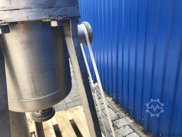 Container with agitator tank boiler 10421