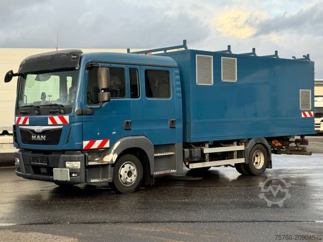 Transporter mit Koffer MAN TGL 8.180 L / DOKA-Koffer / 2 x AHK / PTO