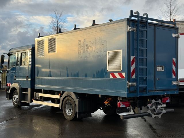 Transporter mit Koffer MAN TGL 8.180 L / DOKA-Koffer / 2 x AHK / PTO