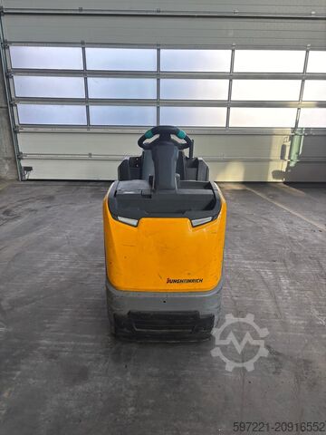 Horizontal Order Pickers Jungheinrich ECE 225