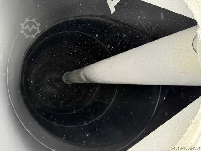 2 x 110 mÂł Mischsilo aus Aluminium