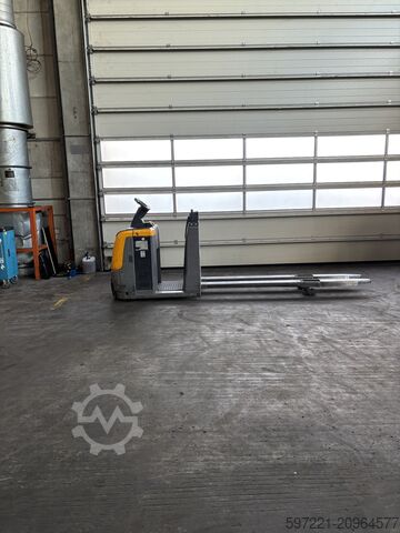 Horizontal Order Pickers Jungheinrich ECE 225