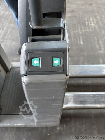 Horizontal Order Pickers Jungheinrich ECE 225