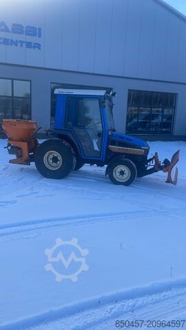 Street Sweeper ISEKI 3030a 27hp.
