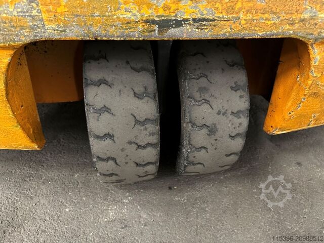 Electric 3-wheel forklift Still RX 20-15 - TRIPLEX 4,6 m