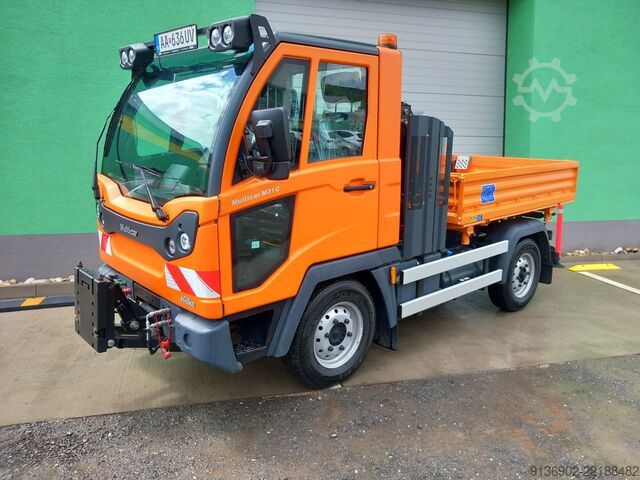 Road sweeper Hako Multicar M31