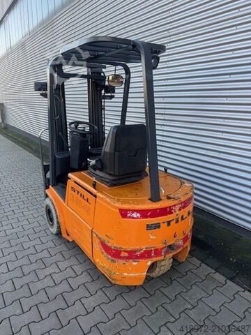 Electric 3-wheel forklift Still R50-15