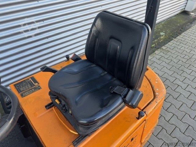 Electric 3-wheel forklift Still R50-15