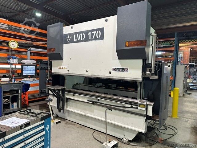 Hydraulic CNC press brake LVD Easy-Form 170/30