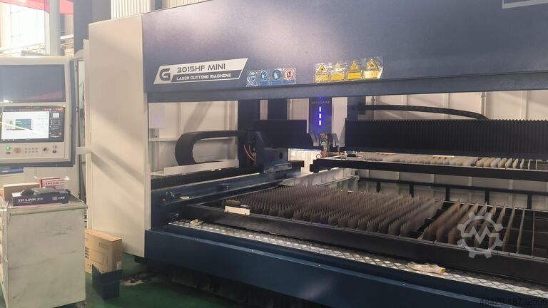 Laserschneidmaschine Han´s Laser G3015 HF mini