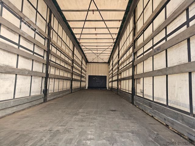 Auflieger mit Pritsche & Plane KRONE SD Seitenplane/Curtains MEGA