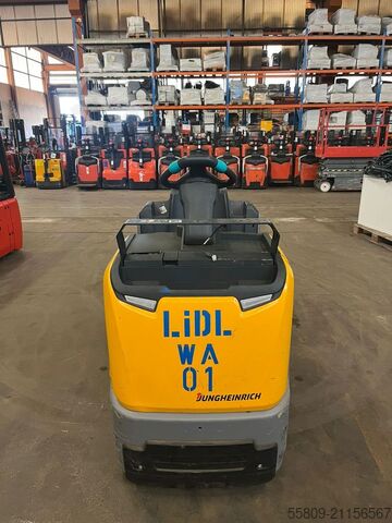 Tow Tractor Jungheinrich EZS 350