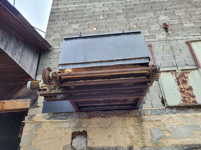 Silo discharge scraper conveyor Unbekannt 