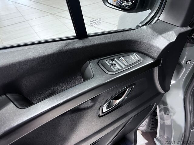 Kleinbus Nissan Primastar Kombi dCI 150 L1H1 Tekna Navi SHZ Kam