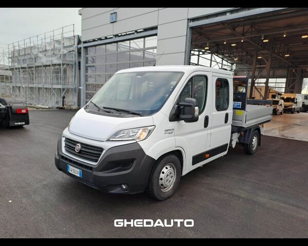 Kleinbus FIAT FIAT DUCATO CON CASSONE FISSO E GRU