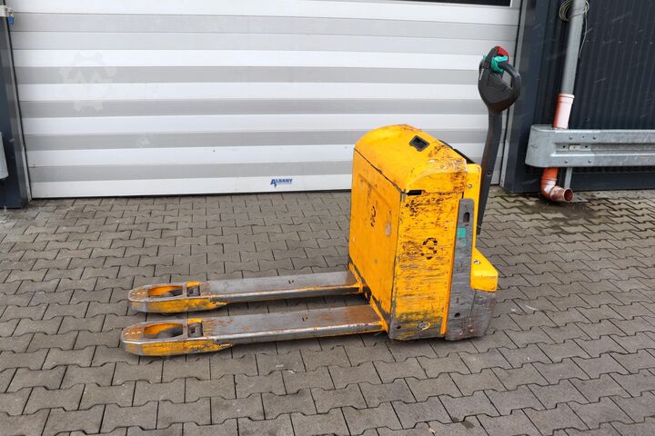 Niederhubwagen Jungheinrich EJE 116