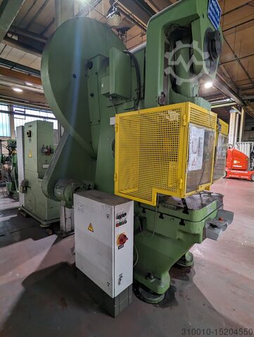 Press 1600 kN, pitch 8 Müller Weingarten ER 160