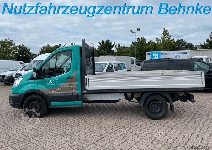 Tipper van VOLKSWAGEN Crafter 35 L2 4x4 MOTION/ Schoon Kipper/ AHK/ AC