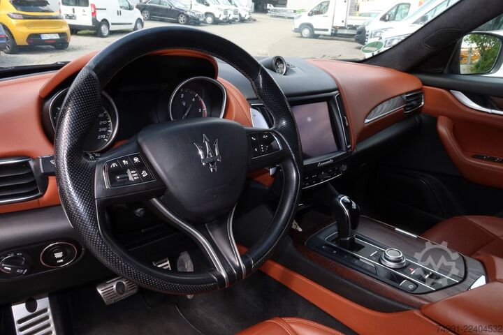 Pick-up MASERATI Levante Diesel