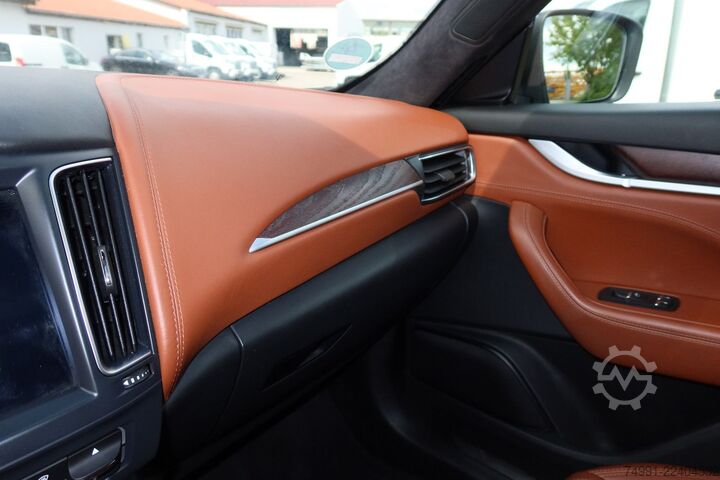 Pick-up MASERATI Levante Diesel